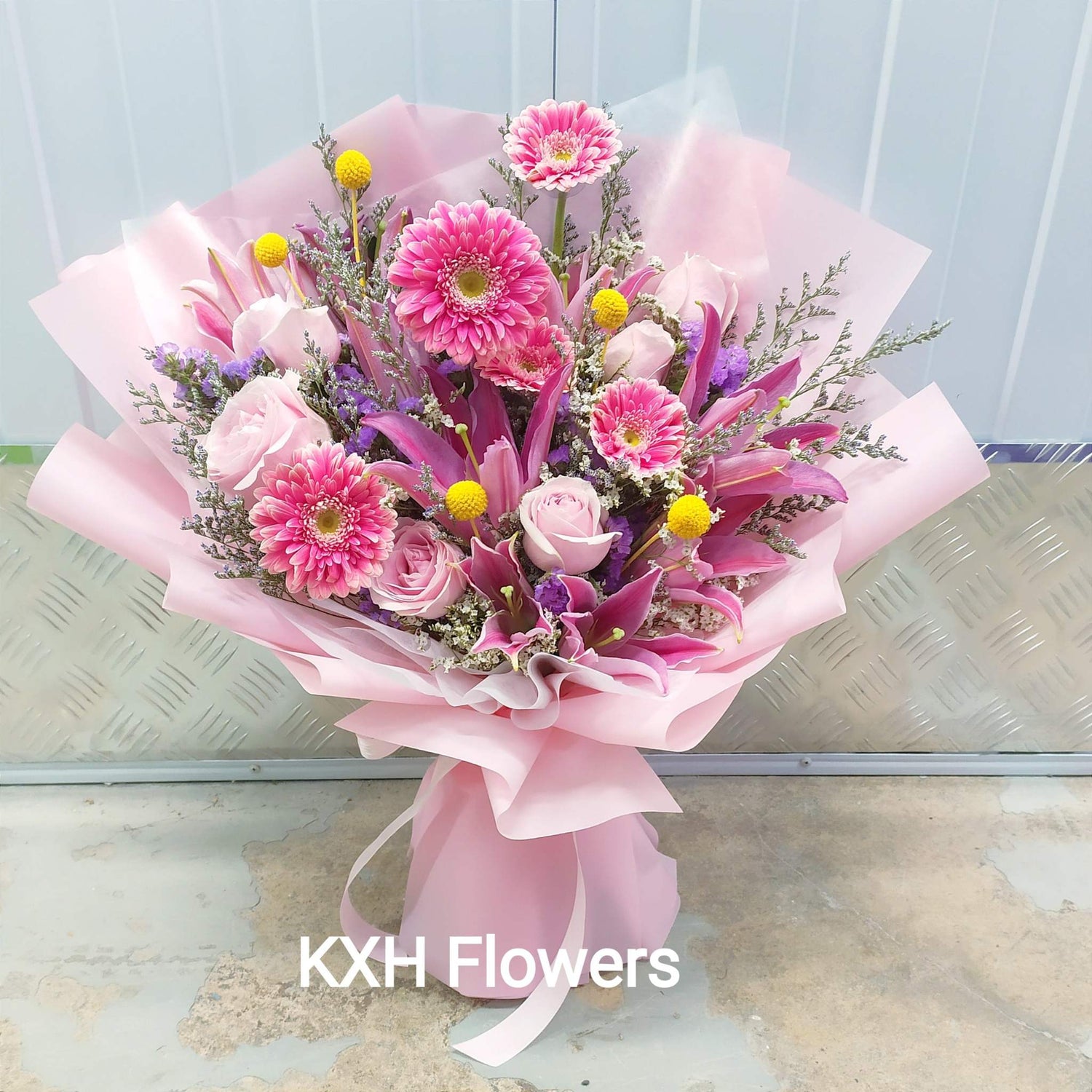 Pink Flowers Bouquet