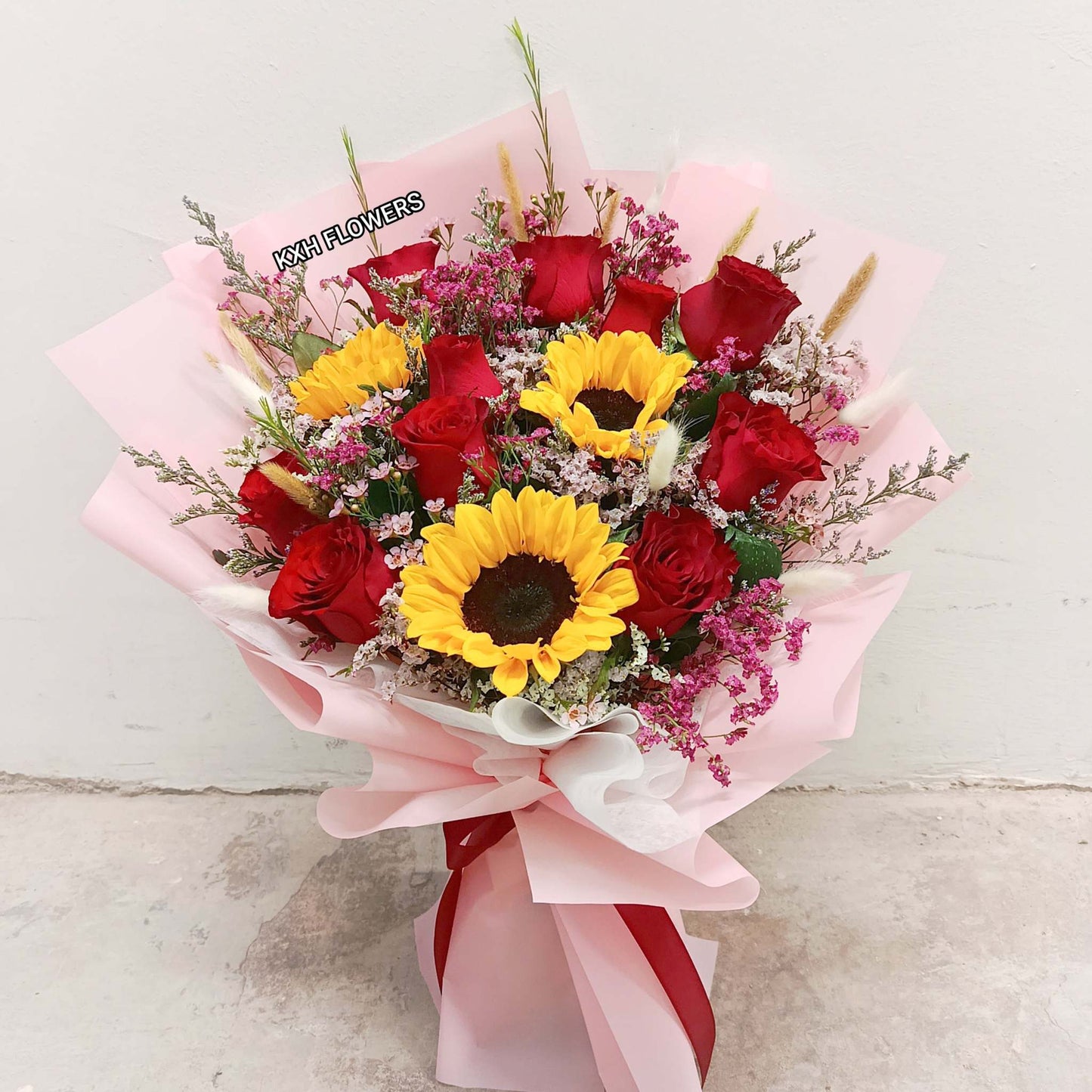 superwoman bouquet 3 sunflowers 10 red roses kallang florist free delivery singapore
