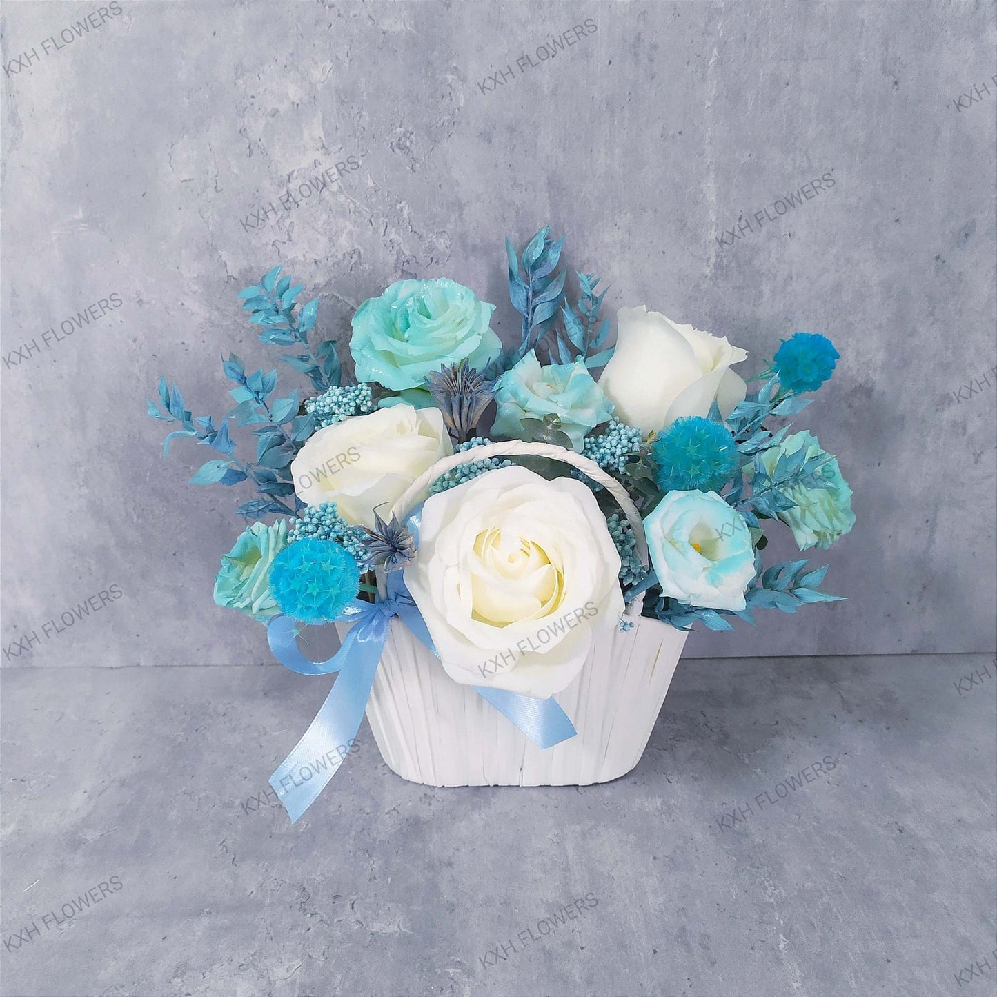 blue and white flowers singapore florist free delivery