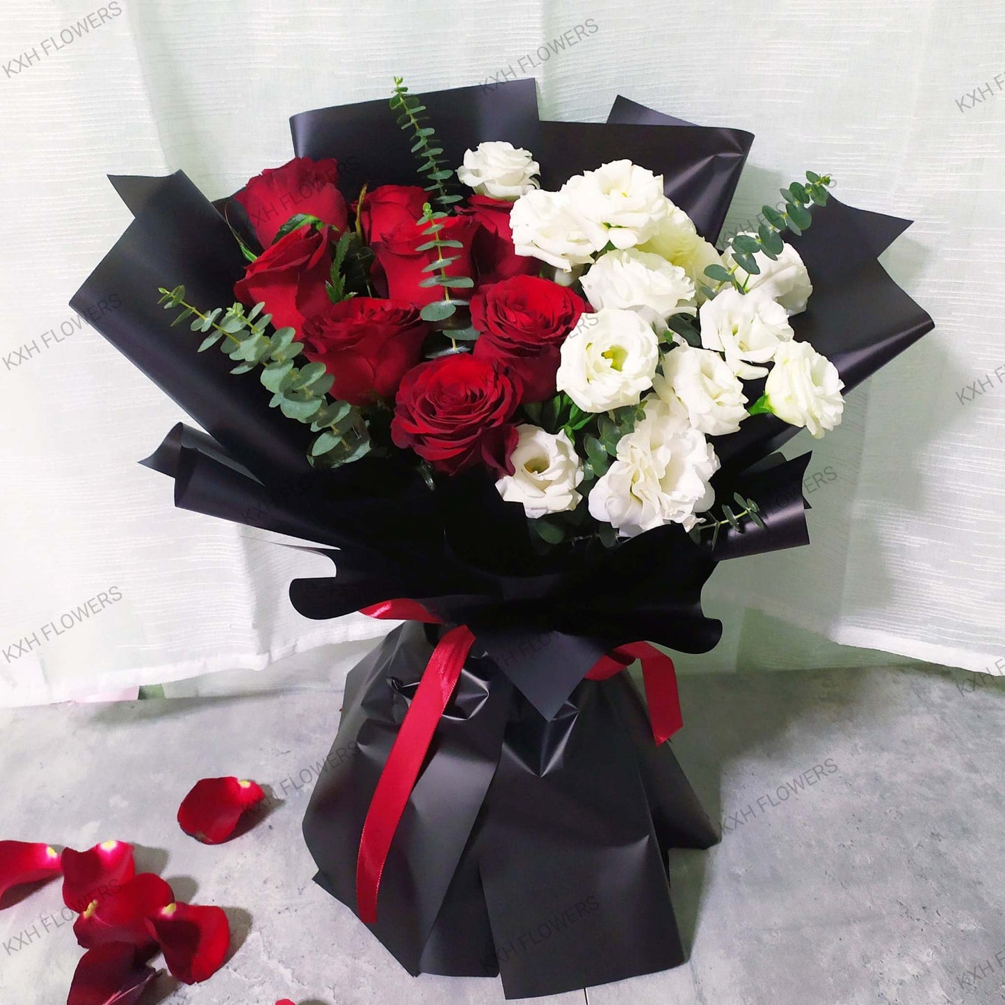 red black white bouquet sg florist delivery service