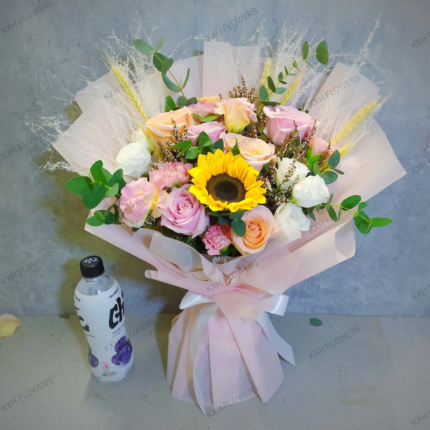 roses and sunflower bouquet singapore free delivery kallang florist