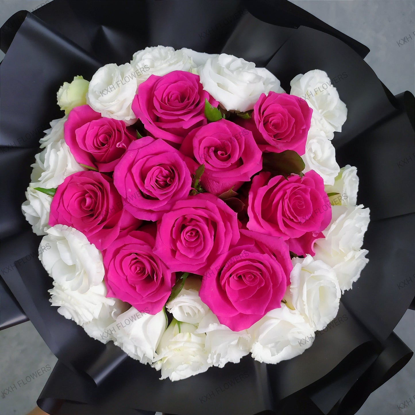 best hot pink roses bouquet singapore florist free flower delivery service