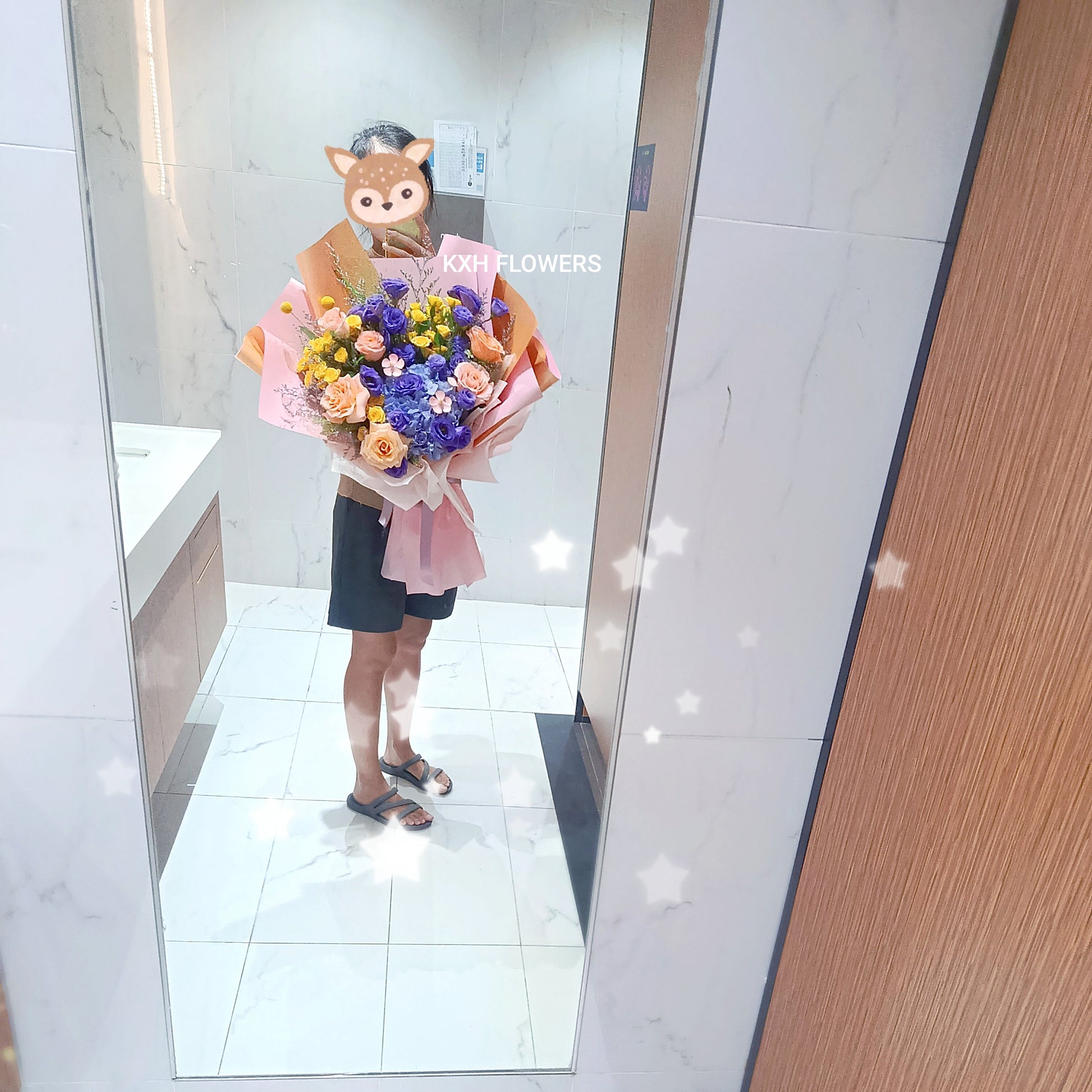 premium floral bouquet big size 70cm for award ceremonies and photo taking singapore florist free delivery