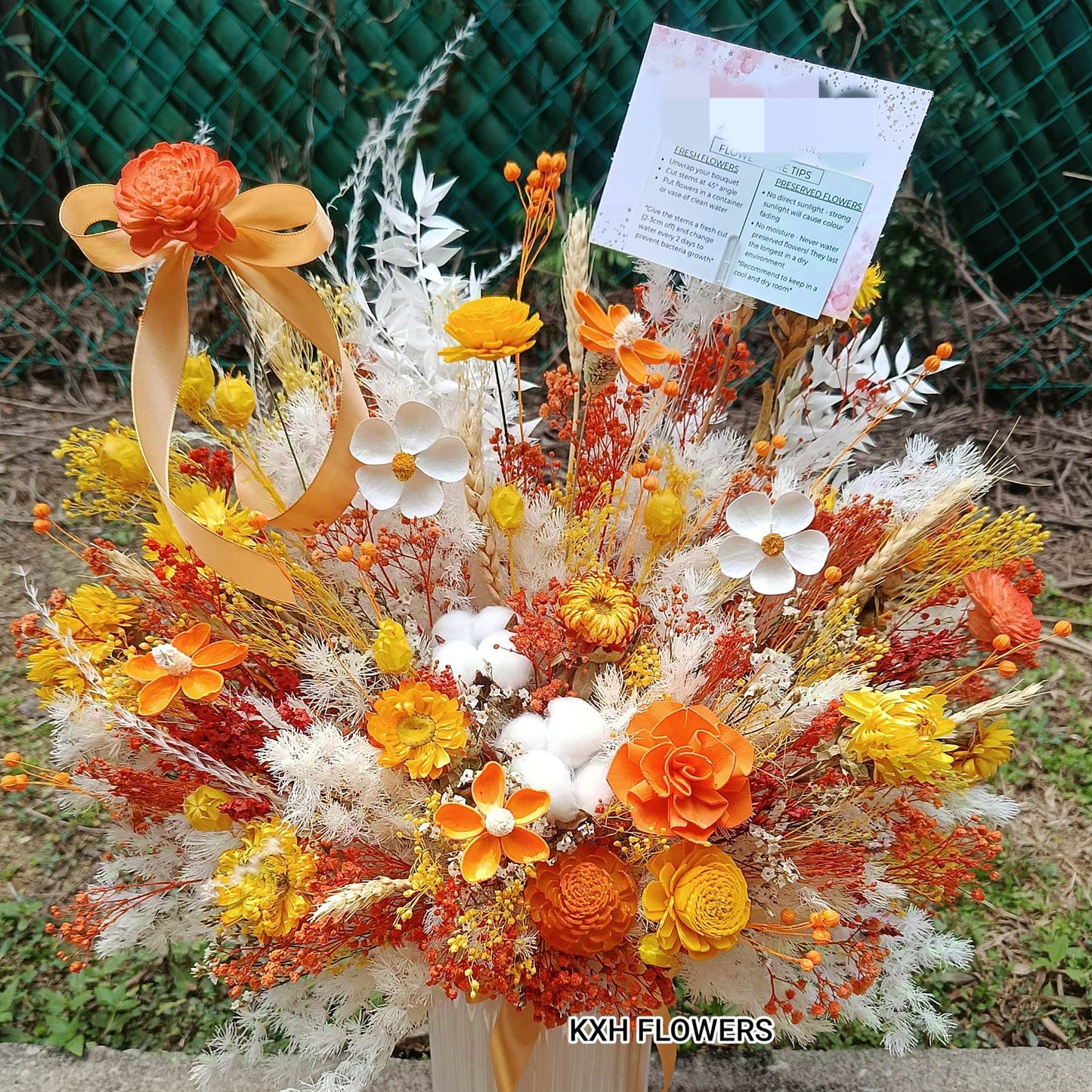 dried strawflowers solawood flowers wood-crafted daisies preserved baby's breath floral arrangement sg florist