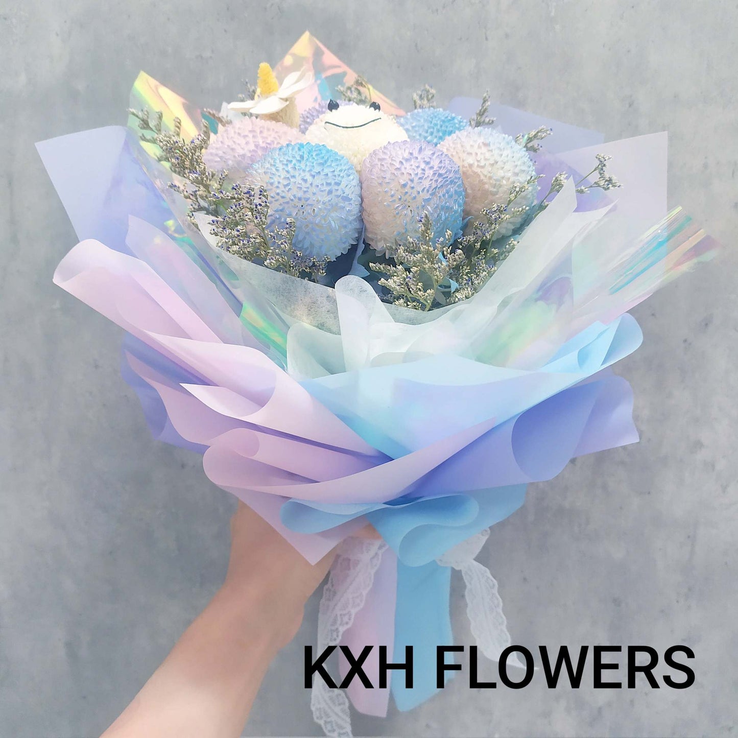 smiley ping pong flower bouquet