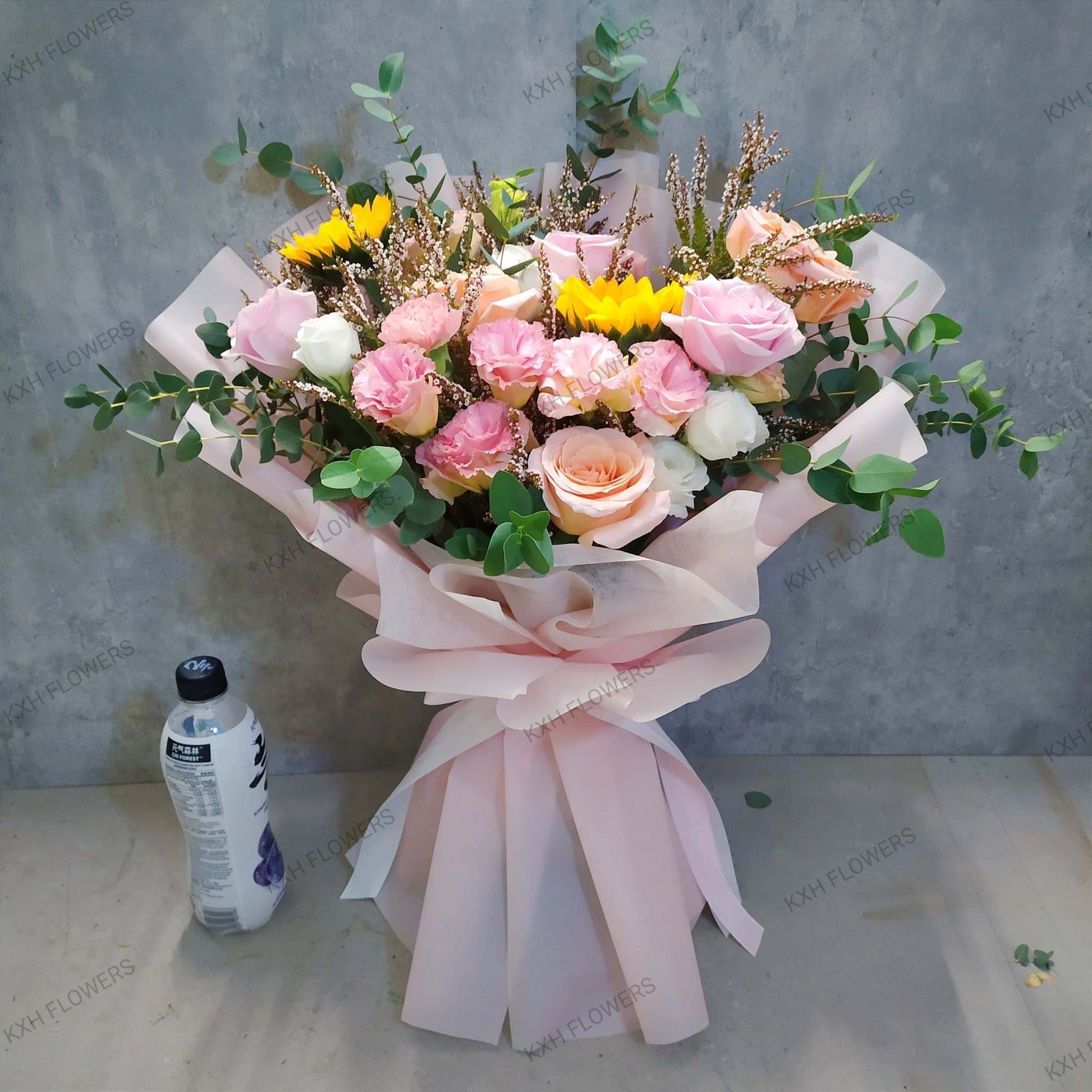 Sunflowers and Roses Bouquet birthday flowers singapore florist free