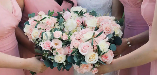 25 Flowers Commonly Used in Bridal Bouquets