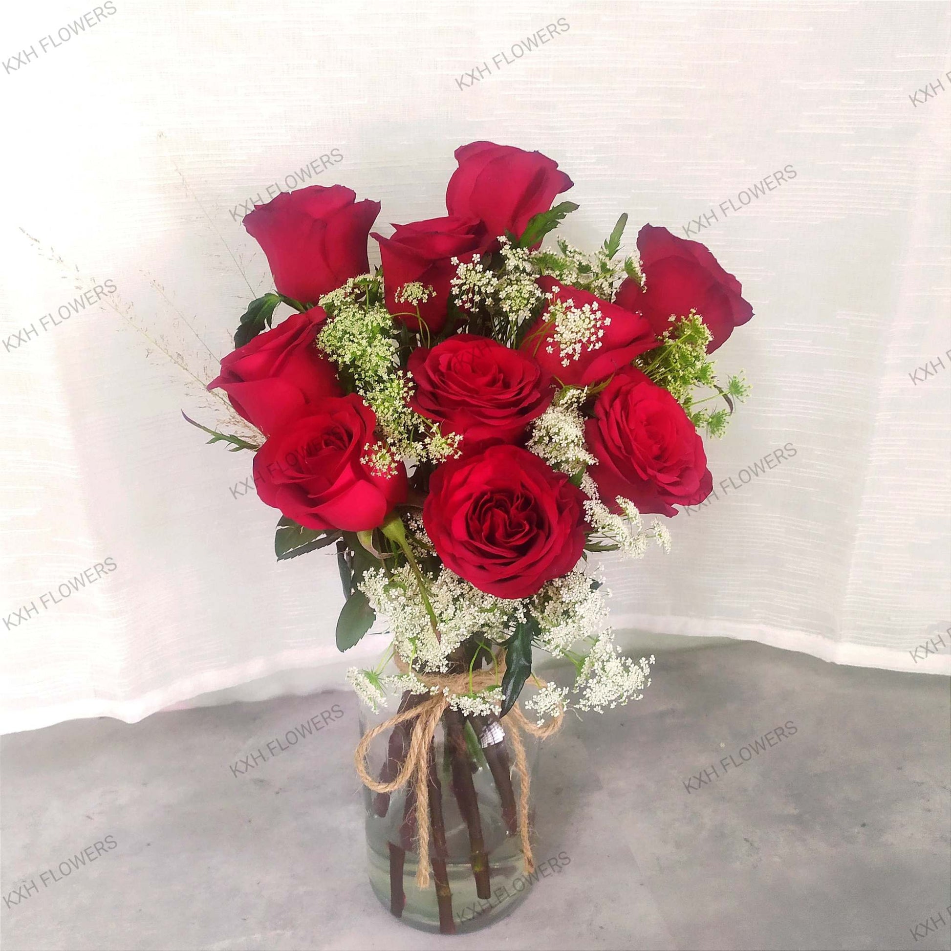 Perfect Love - 10 Red Roses in Vase - KXH Flowers