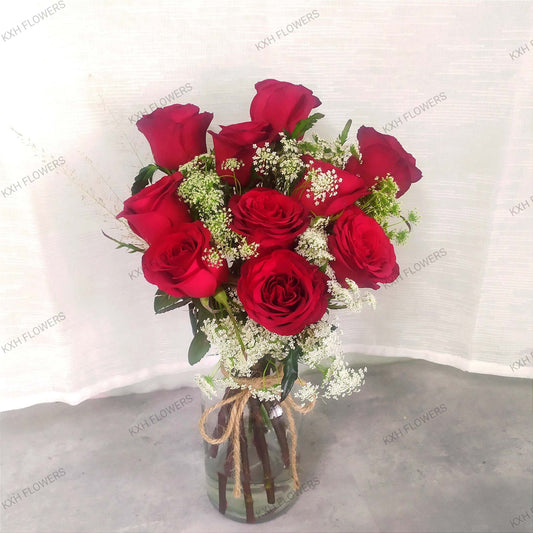 10 red roses in vase singapore flower delivery