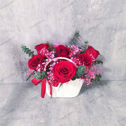 6 red roses arrangement flower bag singapore kallang florist delivery