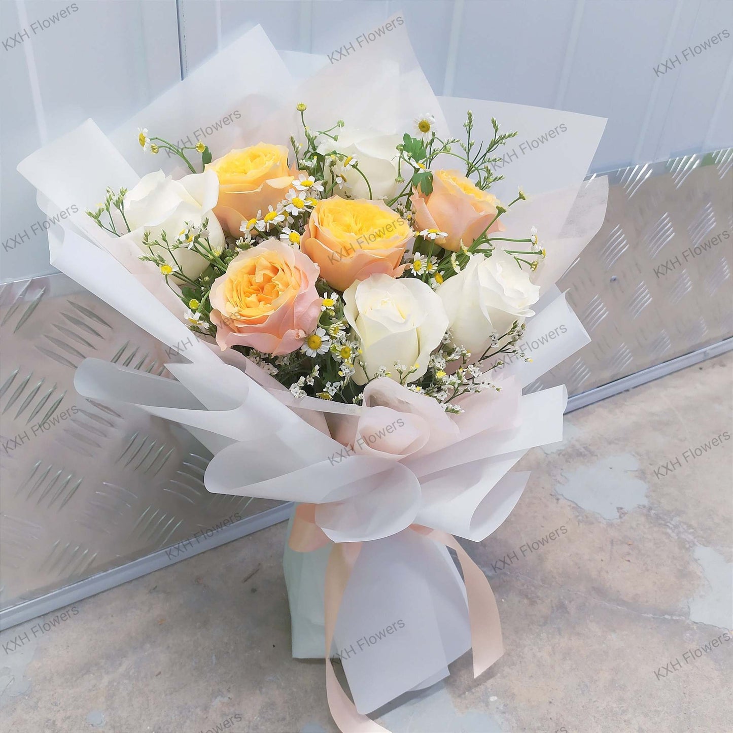 peach garden roses singapore florist with free delivery