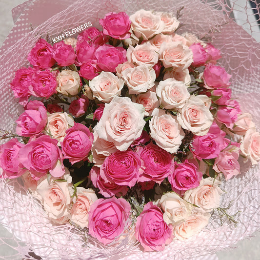 bouquet of pink spray roses 16 stems total singapore flower delivery