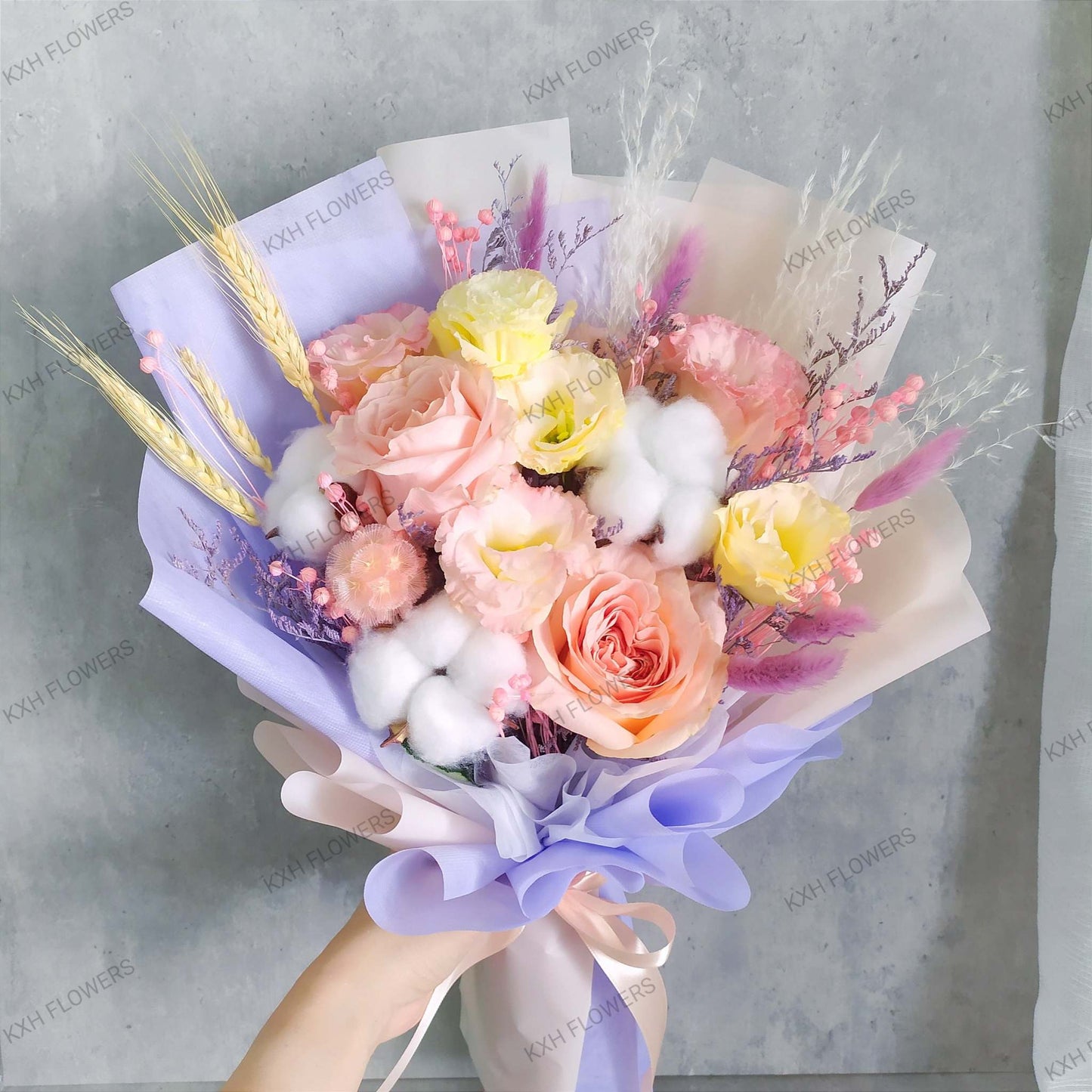 mixed flower bouquet peach roses singapore online delivery