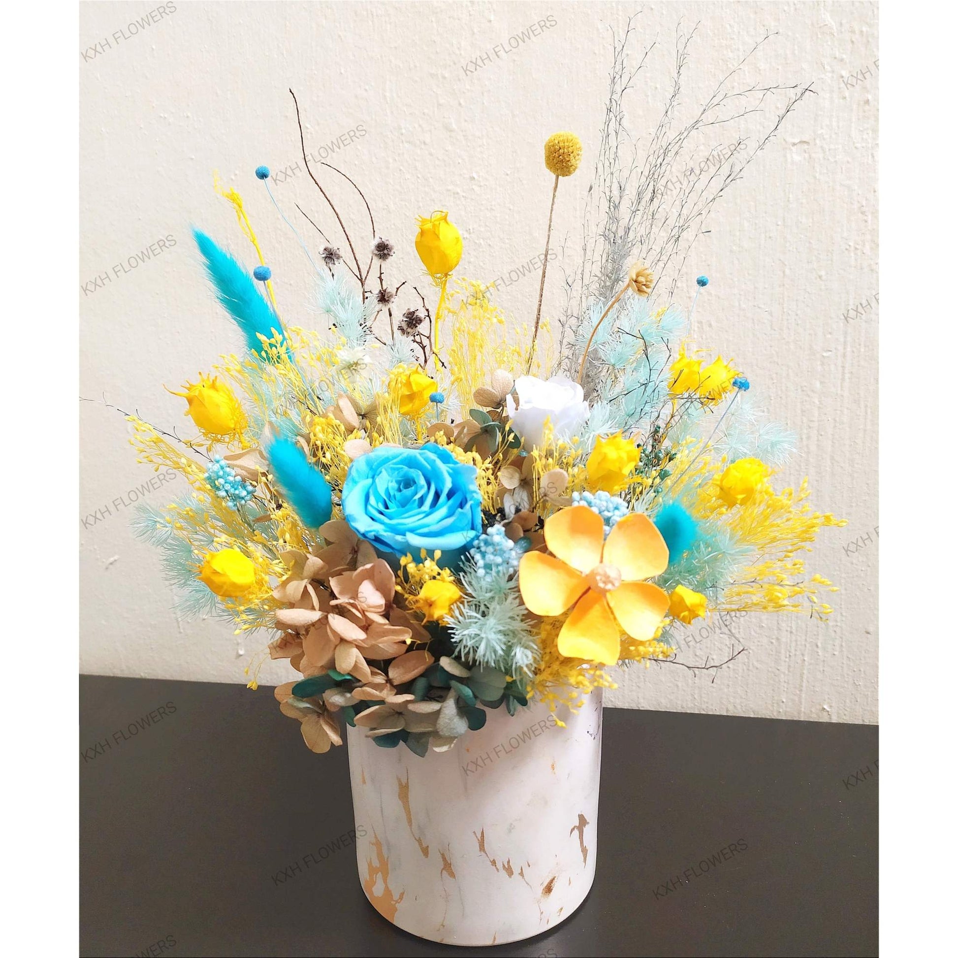 Tropical Storm (Preserved Flowers Vase) - KXH Flowers