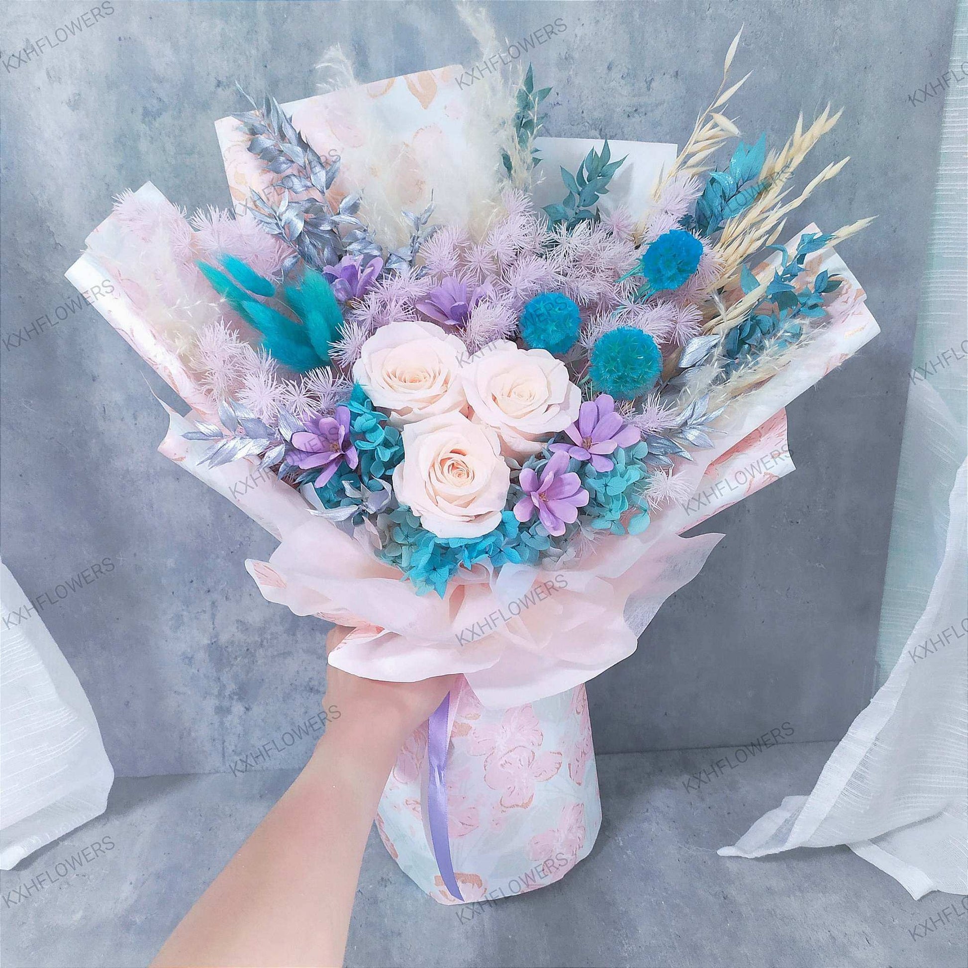 3 champagne preserved roses bouquet singapore florist delivery