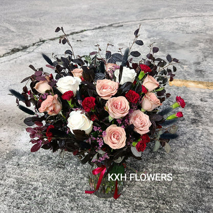 cappuccino roses special colour combinations vase arrangement singapore florist online delivery