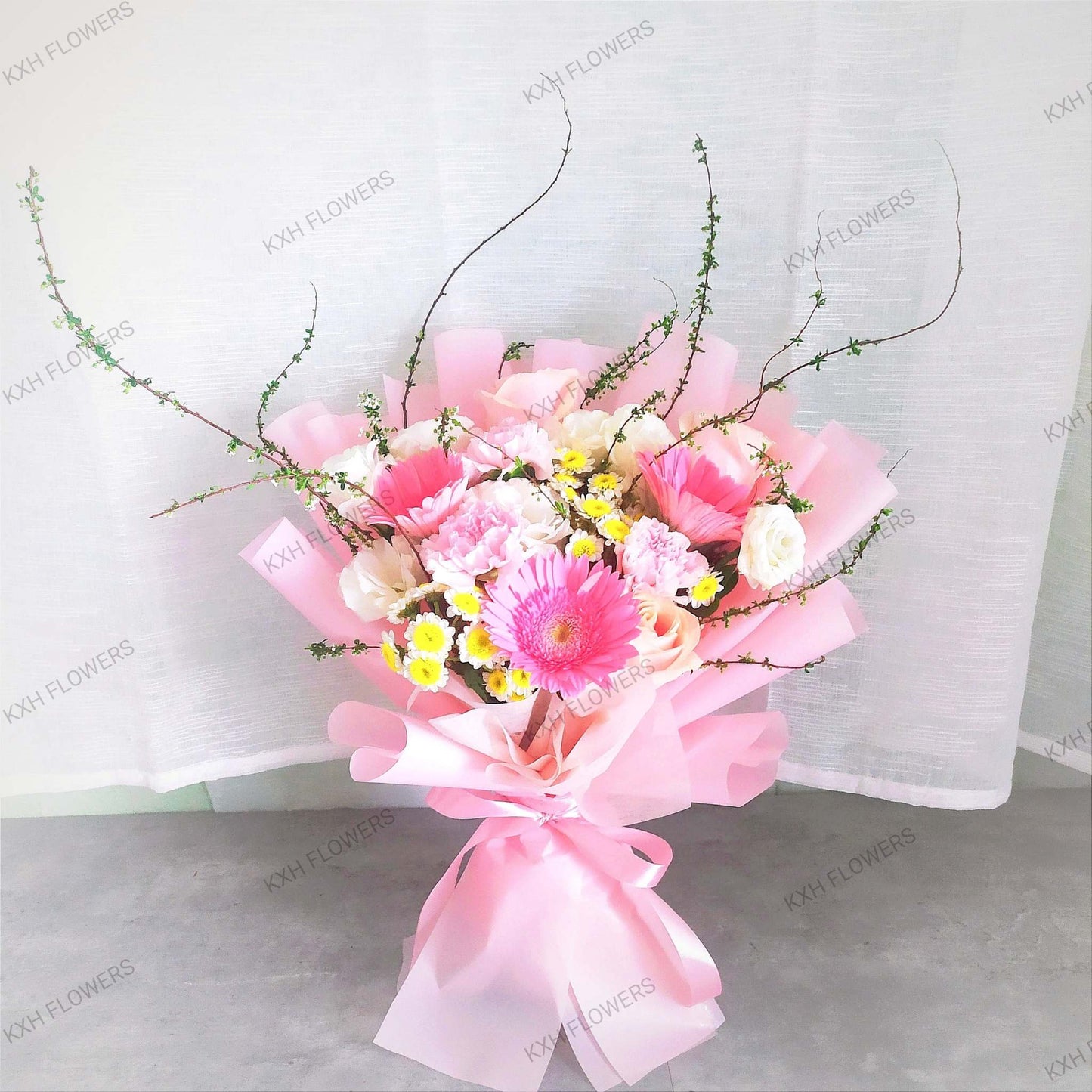 pink and yellow bouquet kallang florist free delivery