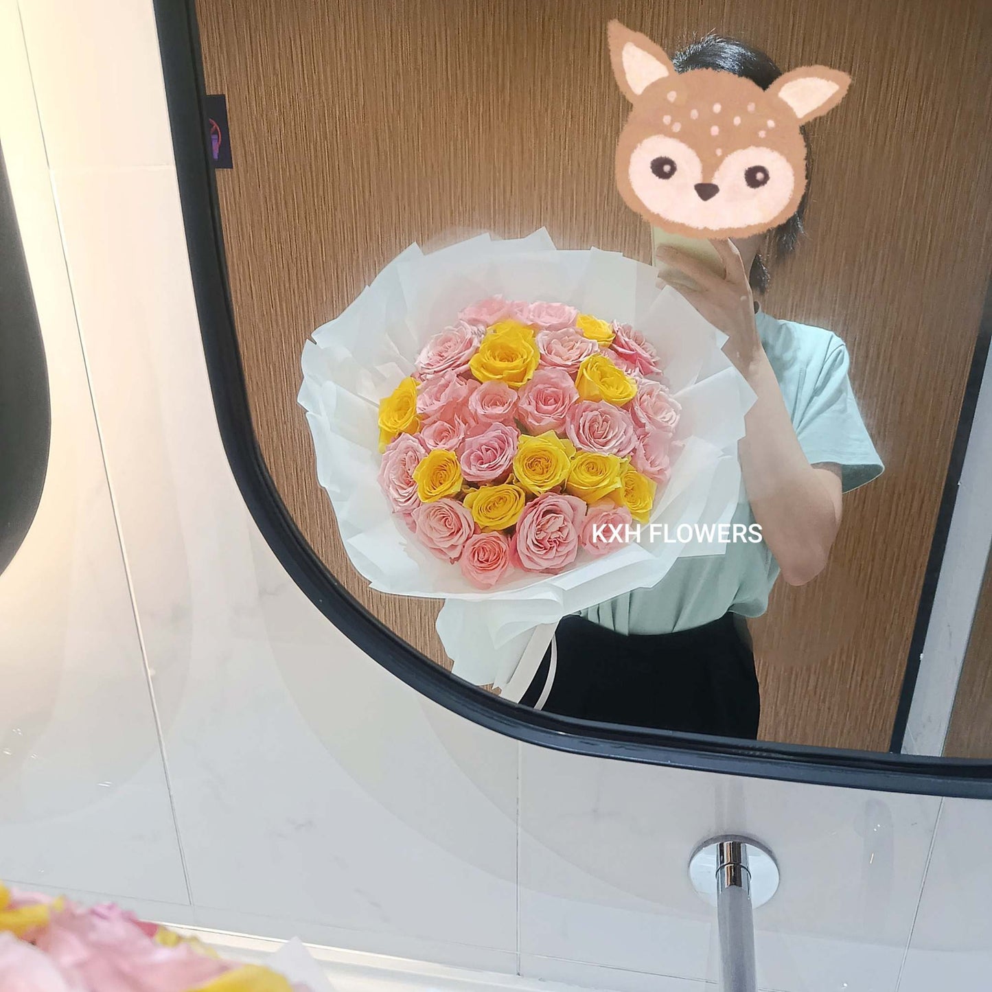 round bouquet of yellow and pink roses 30 stalks singapore flower delivery